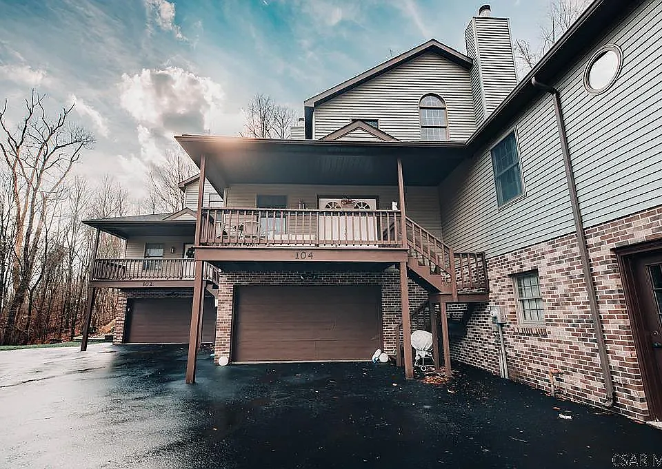 104 Cheney Oak Dr