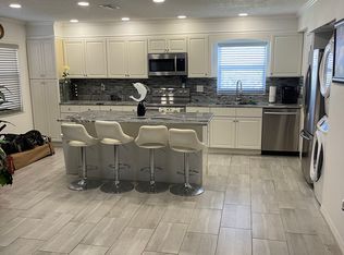 408 Banana Cay Dr APT D, South Daytona, FL 32119