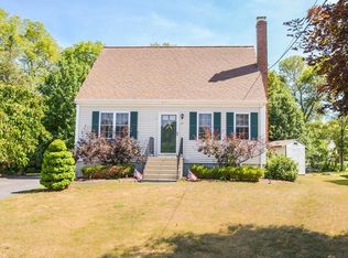 77 Morrison Rd, Taunton, MA 02780