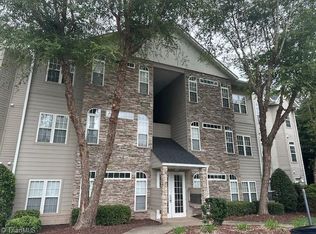 3005 Greystone Point #D, Greensboro, NC 27410