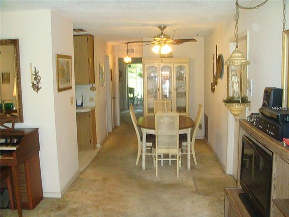 3rd image of 218 SE Monroe Cir N