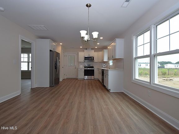 4th image of 640 Abigail Taylor Dr #B