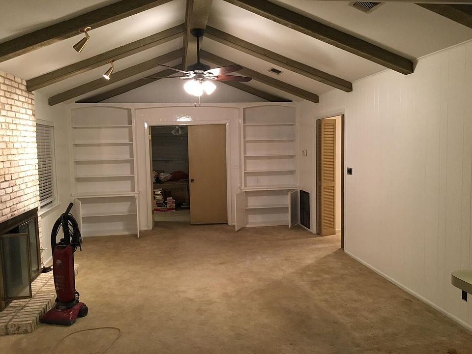 1st image of 6011 Windhaven Dr
