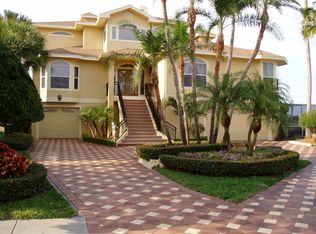 103 Royal Ct, Safety Harbor, FL 34695