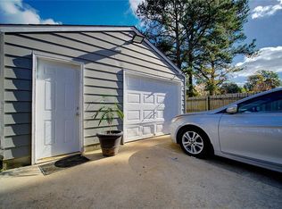 3332 Lusk St, Virginia Beach, VA 23464