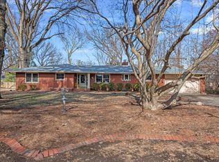 2141 Cardinal Dr, Springfield, IL 62704