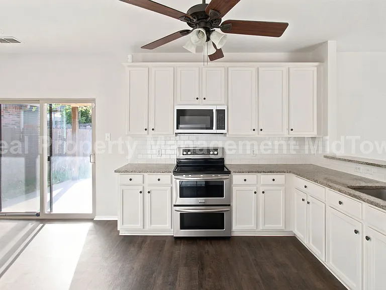 12620 Summerwood Dr — Photo 10
