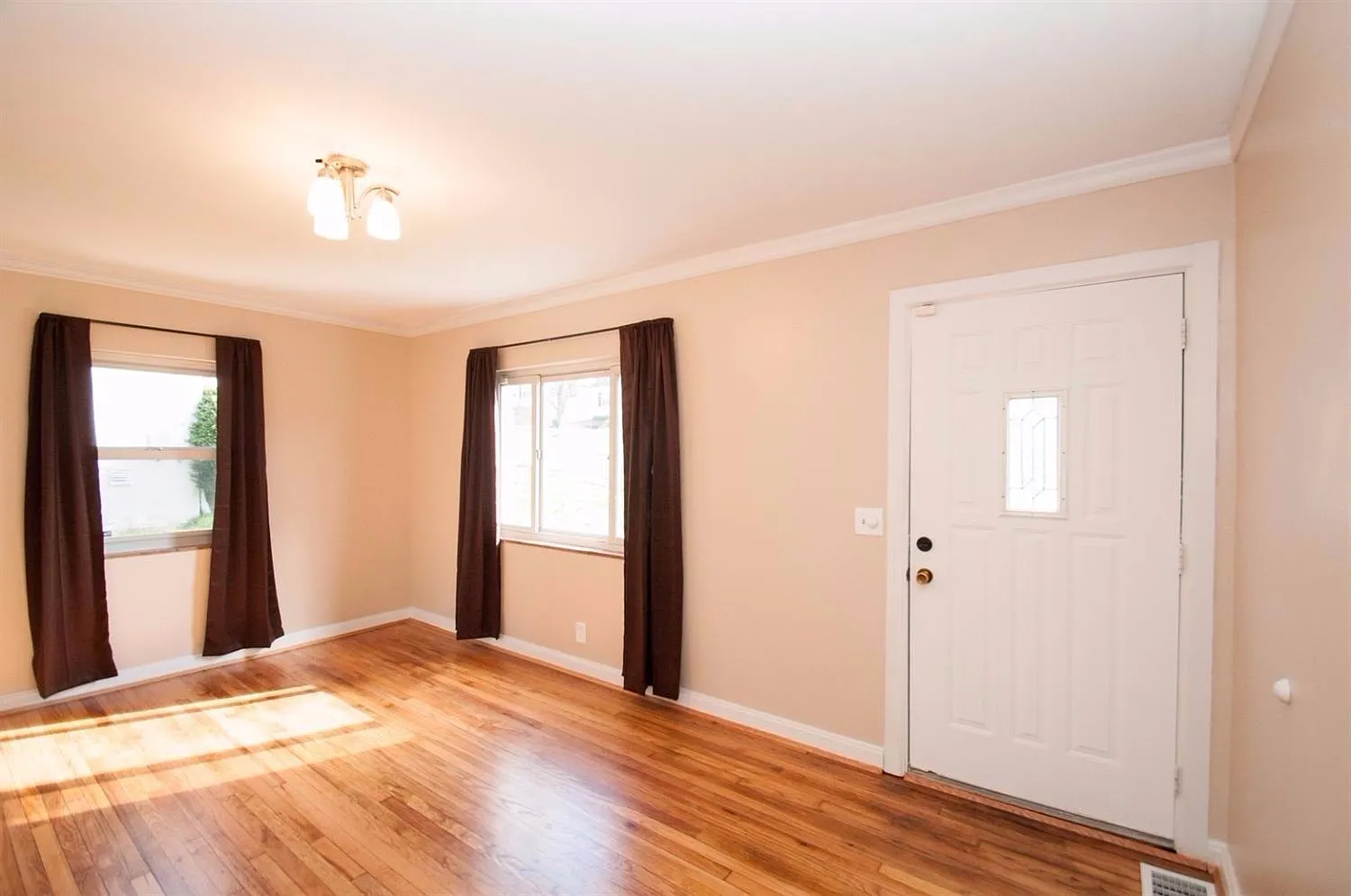 2713 Redfield Pl photo 1