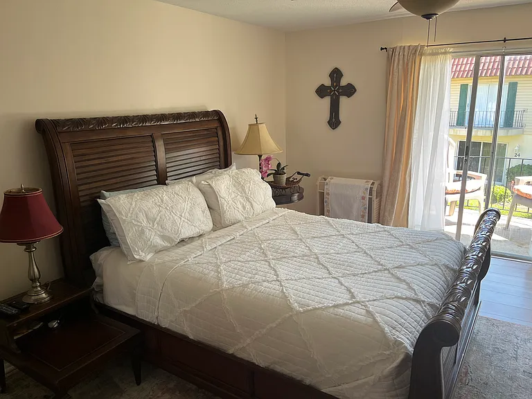 2810 Ocean Shore Blvd #14 — Photo 10