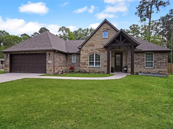 2406 Hummingbird St, New Caney, TX 77357