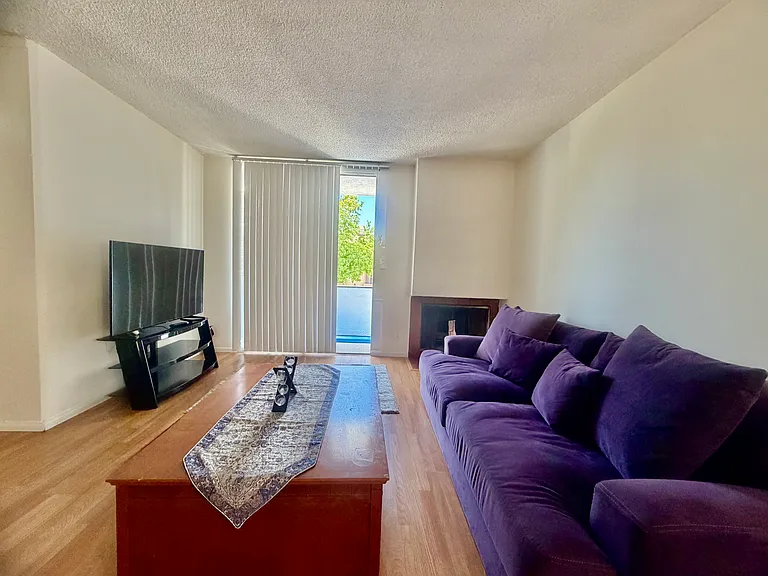 3724 Kelton Ave #3-2 — Photo 23