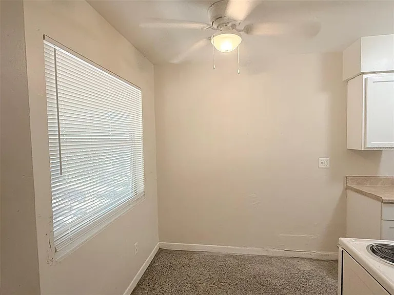 1304 Browning St — Photo 6