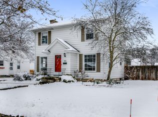 961 Kelsey St NE, Grand Rapids, MI 49505