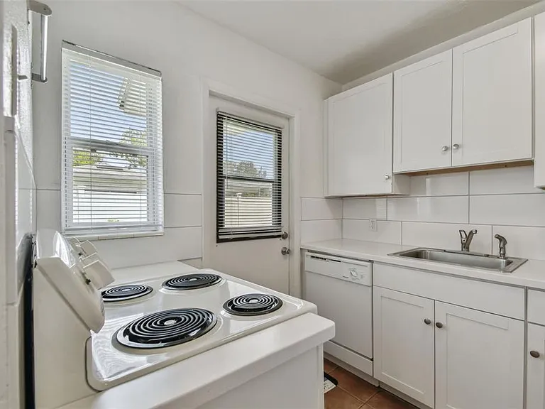 3808 S Grady Ave — Photo 15