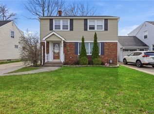 74 Sherwin Dr, Tonawanda, NY 14150