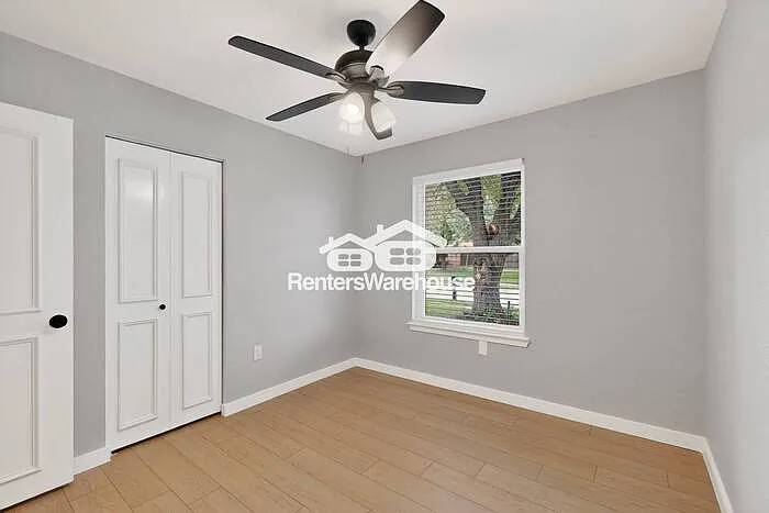 1408 Seely St — Photo 33