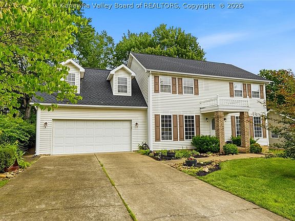 2nd image of 114 Heather Ct