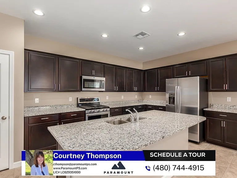 37995 W San Ildefanso Ave — Photo 10