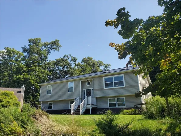 4 Hillcrest Drive, Greenwood Lake, NY 10925