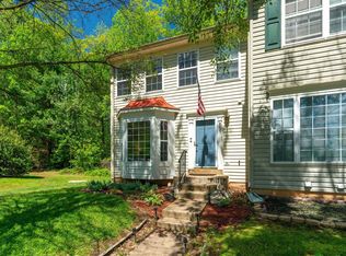4827 Benecia Ln, Dumfries, VA 22025