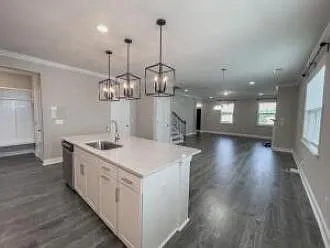163 Yorkshire Dr — Photo 7