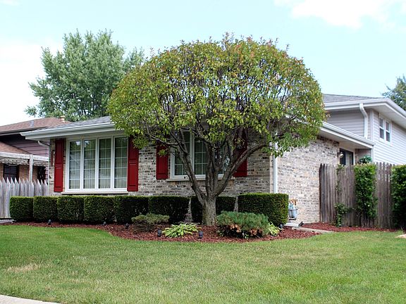 2nd image of 13647 Lavergne Ave