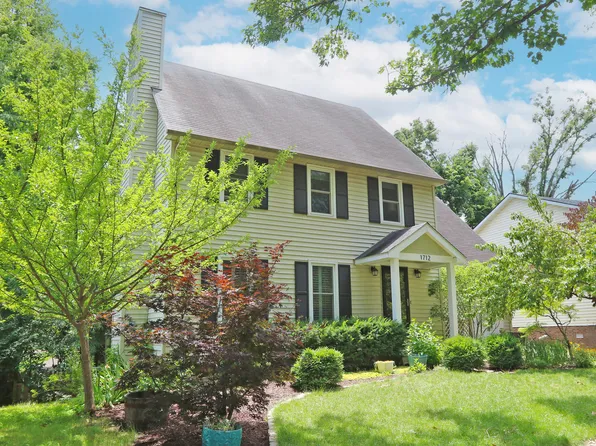 1712 Brook Park Dr, Lexington, KY 40515