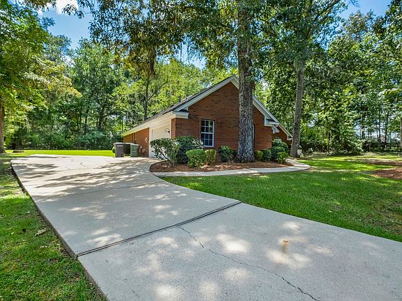 5th image of 1357 Conservancy Ct E