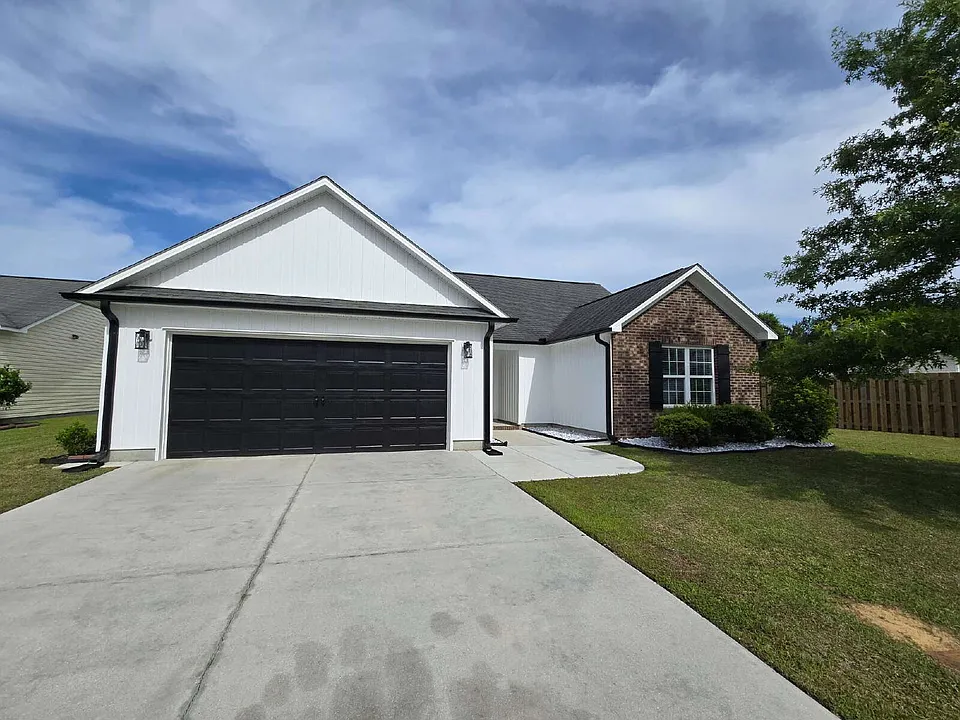 302 Kingston Rd