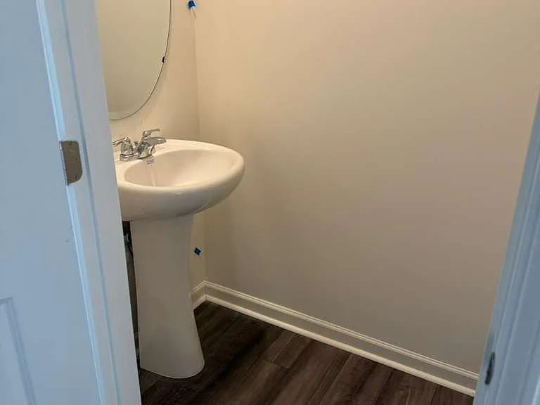3030 Fulong Dr — Photo 4