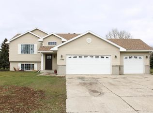 1200 Magnolia Ct, Glyndon, MN 56547