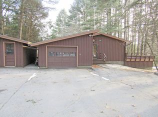 26 Sugarwood Rd, Plainfield, VT 05667