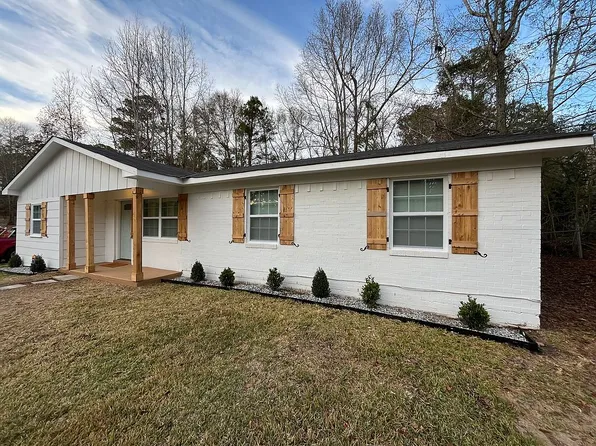 26 Bayview Dr, Phenix City, AL 36869