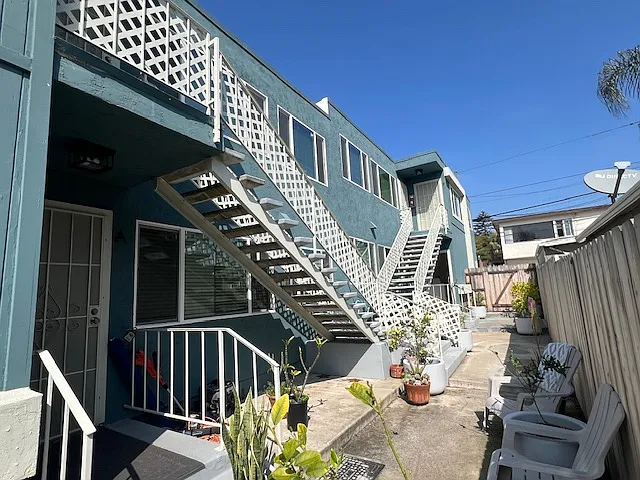 2124 Garnet Ave #B — Photo 11