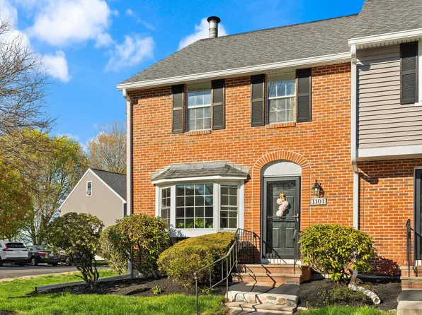 320 Newbury St APT 1101, Danvers, MA 01923