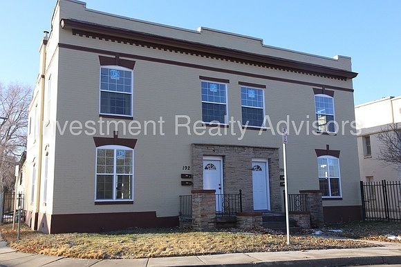 1st image of 190 E Vine St