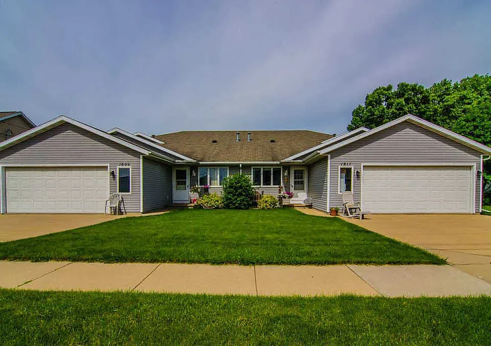 1811 Buchanan St