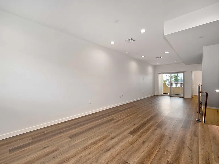 Presidio Townhomes — Photo 23