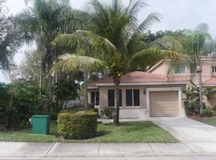 1617 W Harmony Lake Cir, Fort Lauderdale, FL 33324