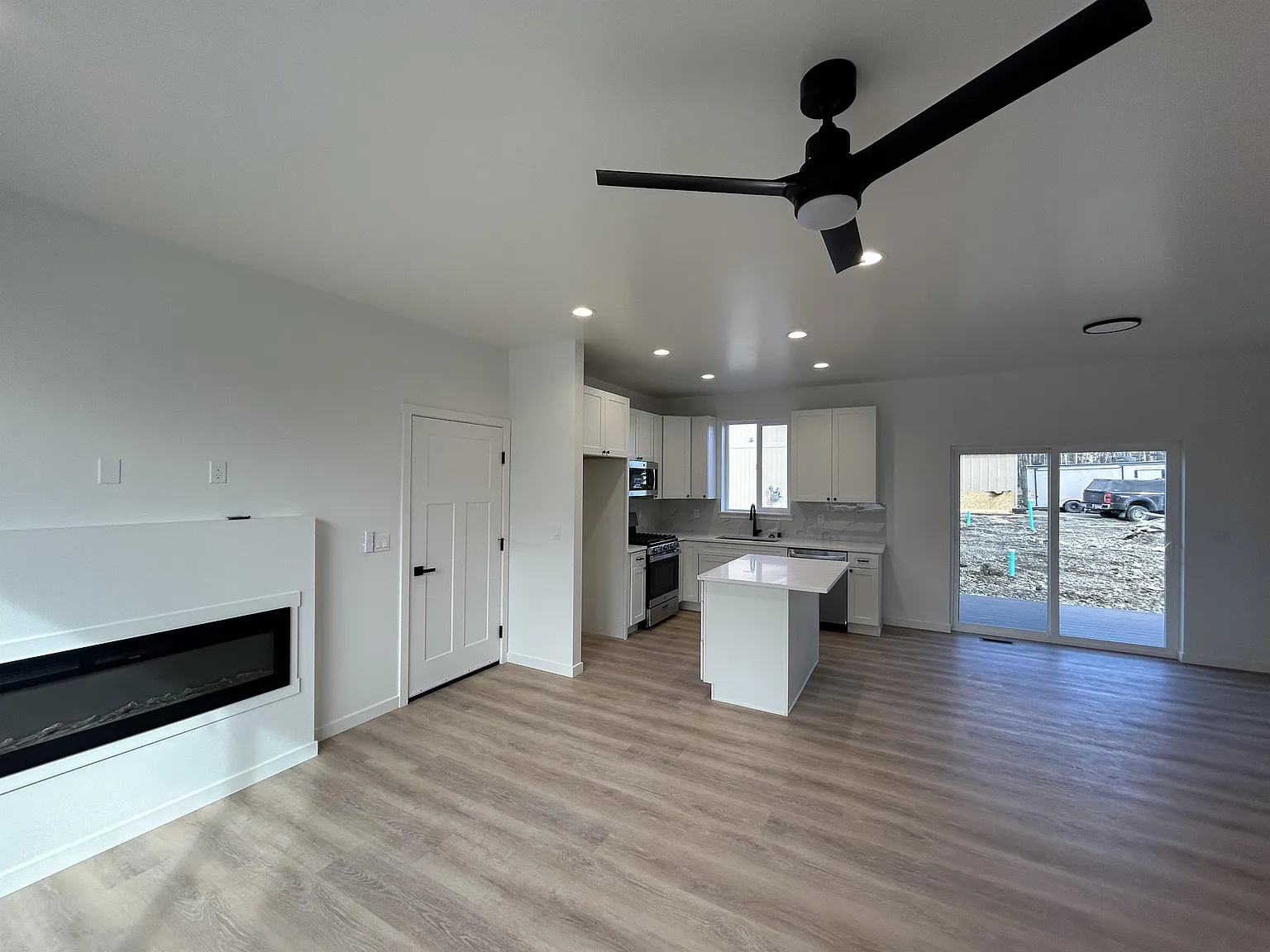 3480 South Shamrock Street - 1 — Photo 4