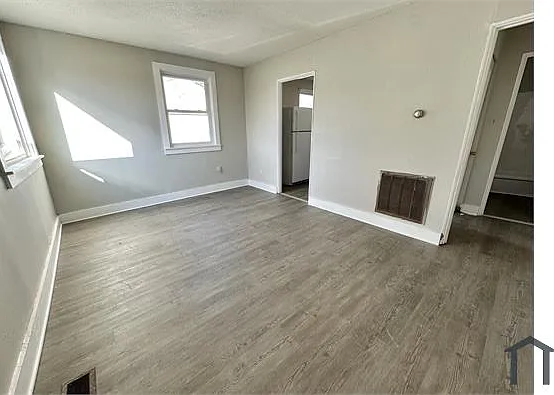 1609 Ray St — Photo 7