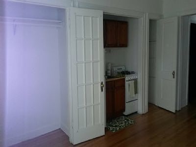 3rd image of 5465 S Everett Ave APT 102
