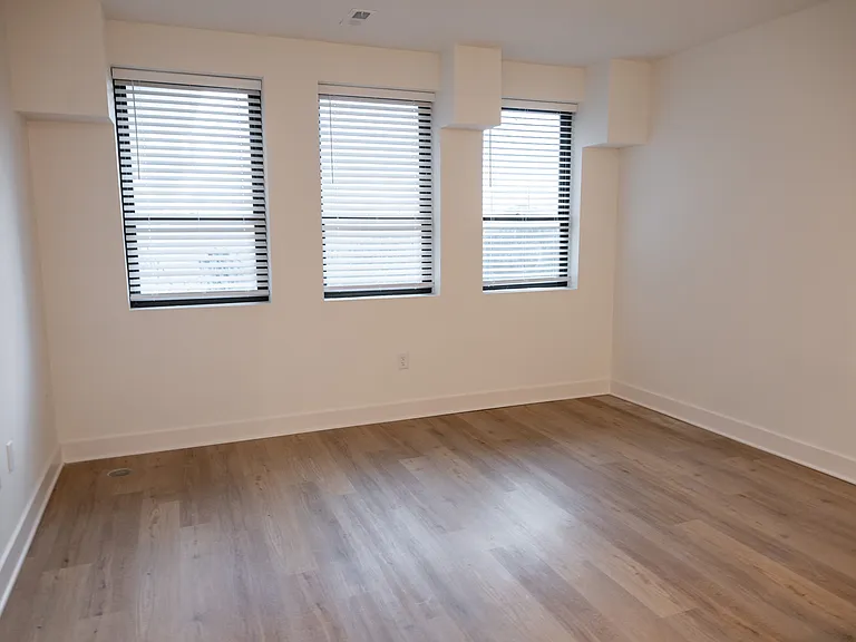 2102 | Living Space 2102 | Living Space