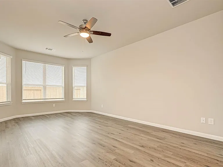 2507 Steelhead Dr — Photo 11