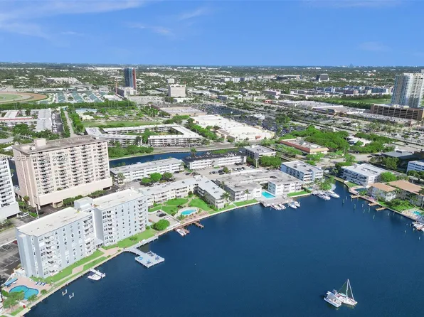 430 Golden Isles Dr APT 705, Hallandale Beach, FL 33009