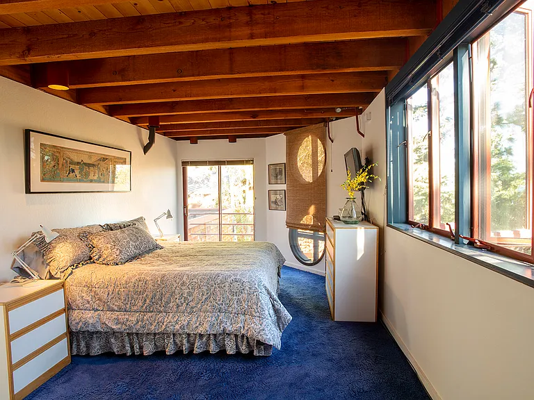 Primary Bedroom (California King)