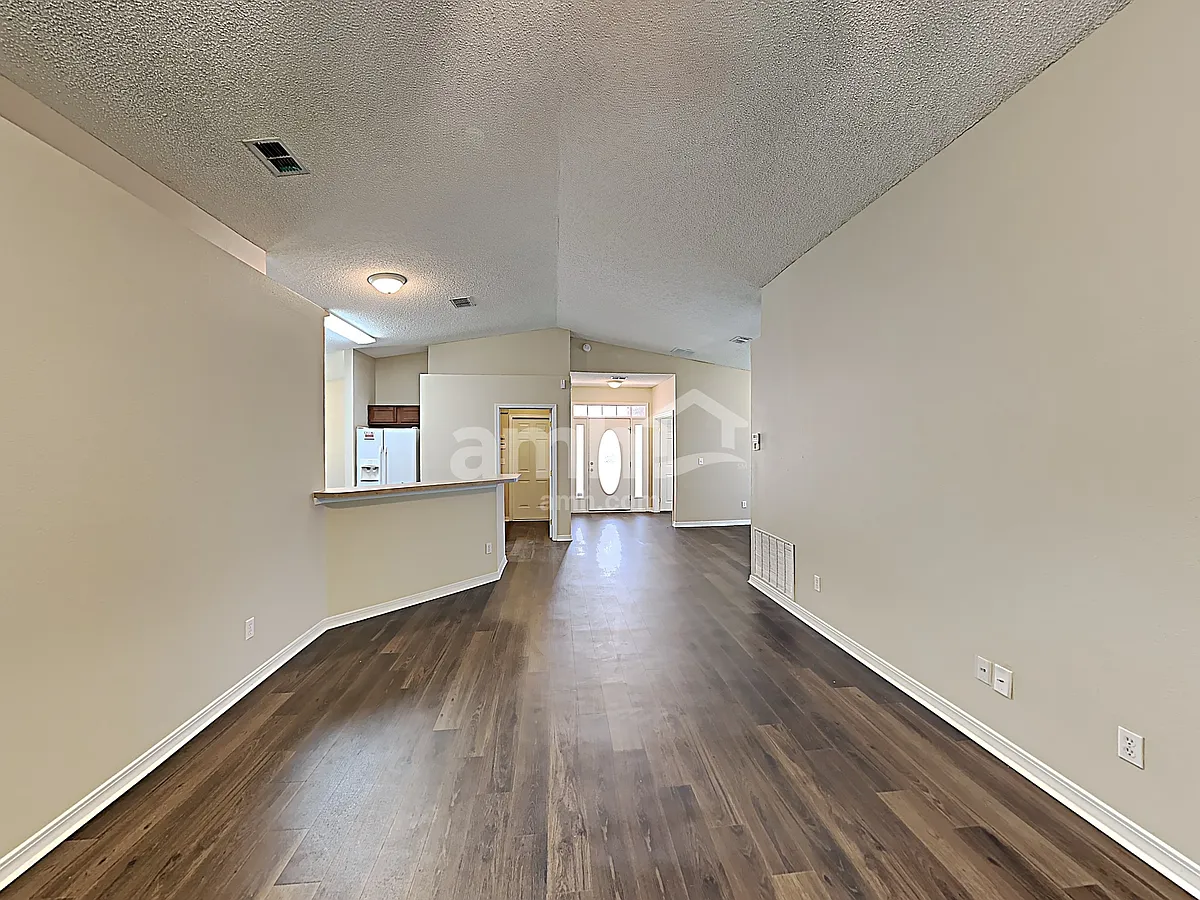Building Photo - 6253 N Ironside Dr