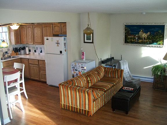 2nd image of 605 Indian Hills Dr APT 24