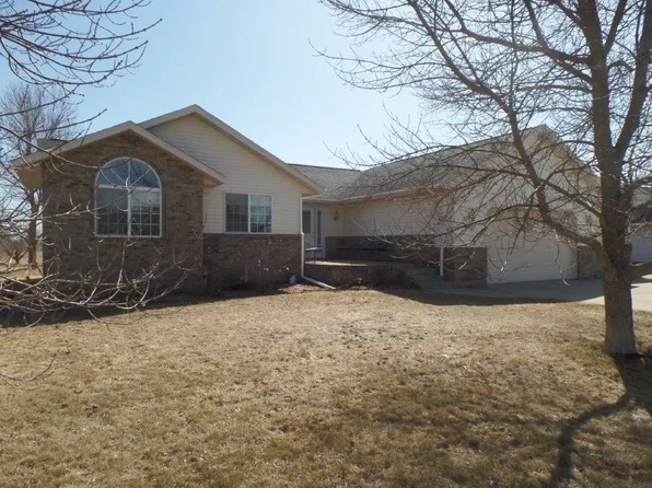 750 6th Ave NE, Perham, MN 56573