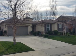 10803 Stone Haven Dr, Bakersfield, CA 93306